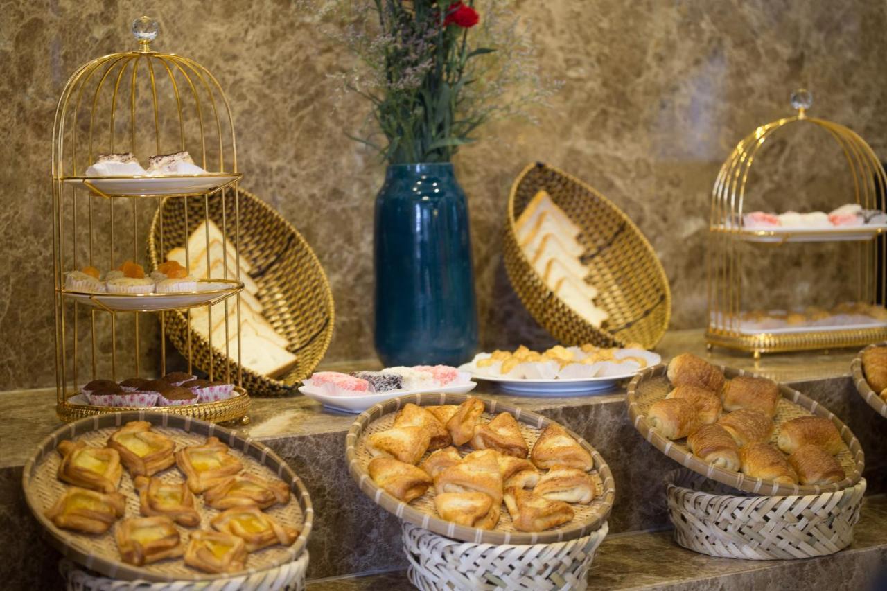 Hoang Trinh Hotel Hội An Buitenkant foto